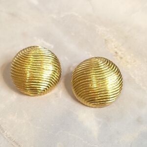 Vintage Monet Clip-ons